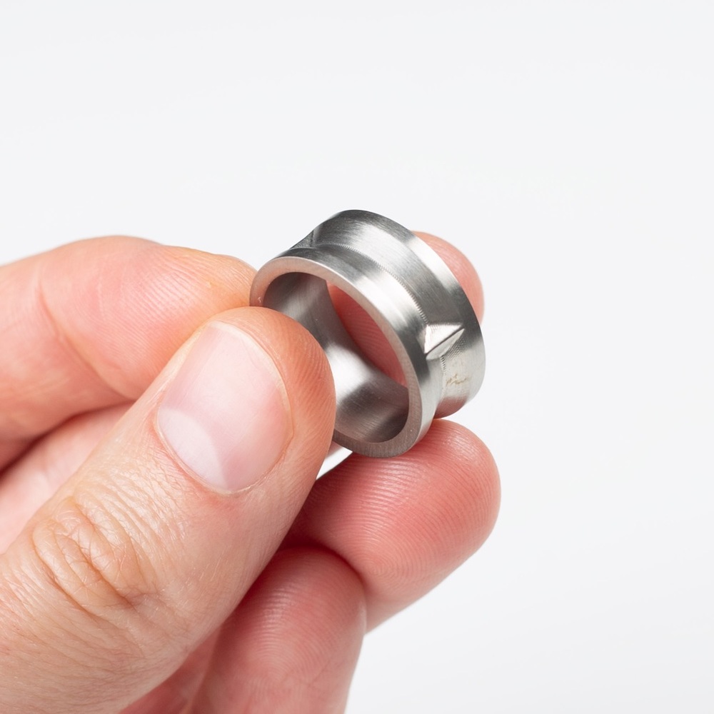 VITALY DESIGN Stainless Steel Size 8 Valve Ring